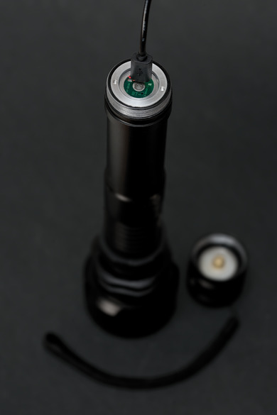 Lampe Torche Led Mini Usb Rechargeable Réglable Zoom 3000 Lm - Prix en  Algérie