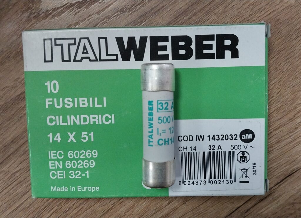 Legrand 013010 - Fusible Cylindrique AM 10A 10x38mm 500V - Sans Voyant